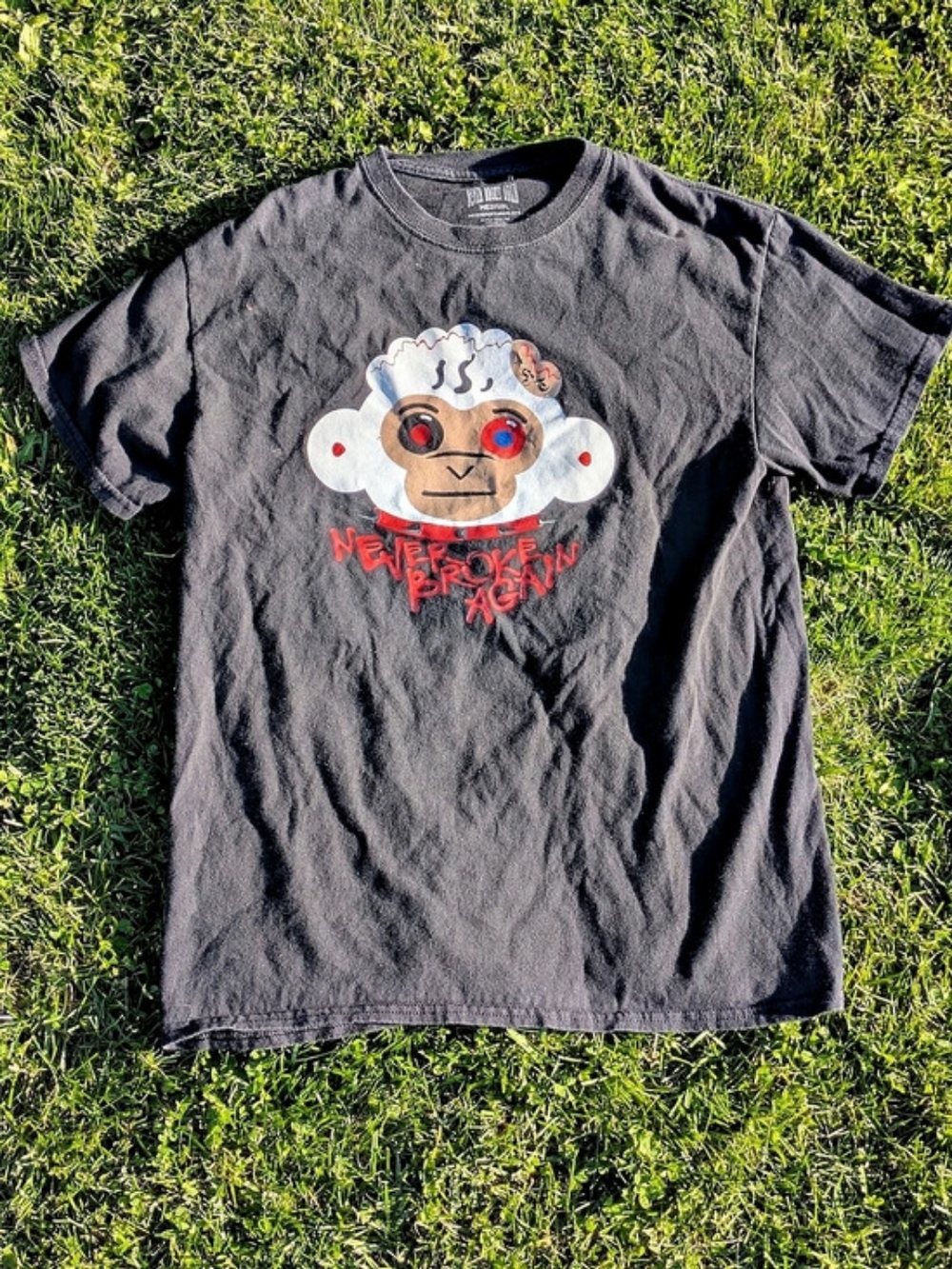 Never Broke Again Monkey Graphic T-Shirt Graphic Tee Size Medium